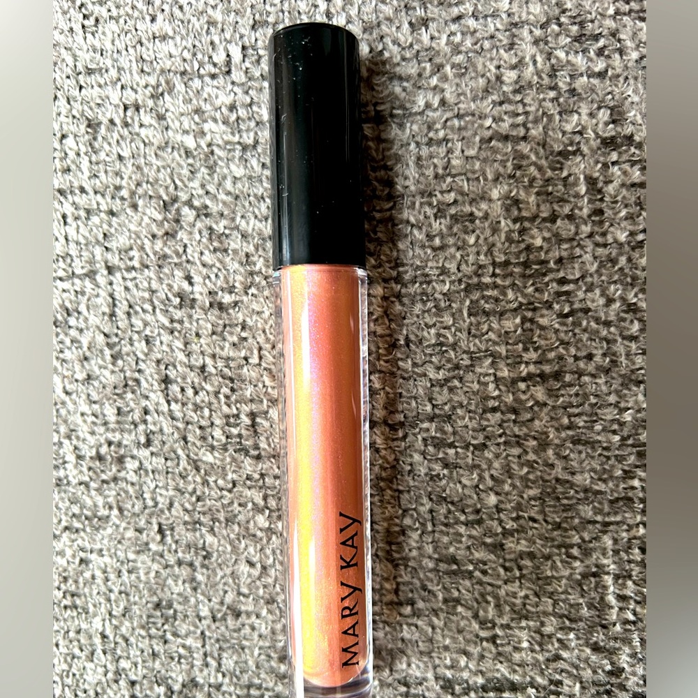 Sheer Illusion Lipgloss